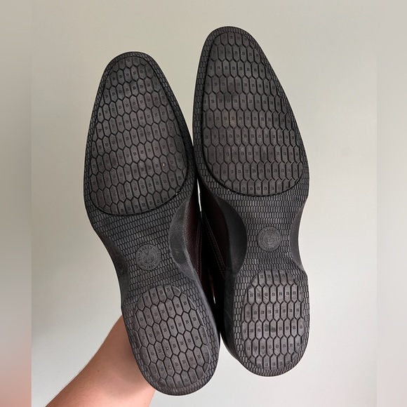 Bally Men's Leather Derby Shoe - Picture 2 of 6